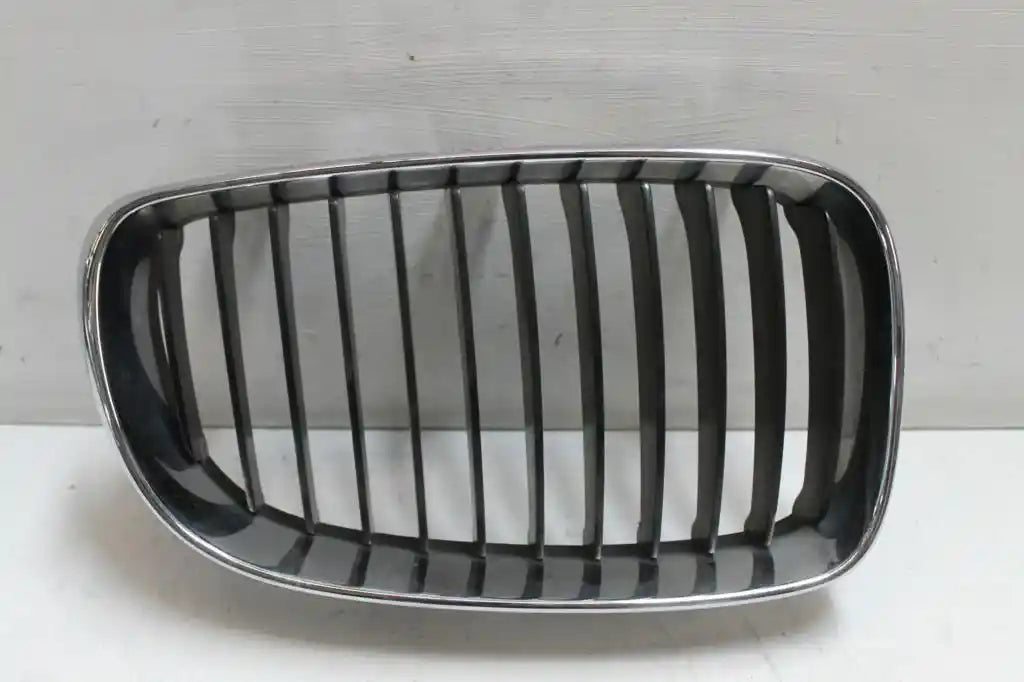 Used BMW, 1 Series Grille Radiator Grille (Rh Side), E87, Hatch, Chrome, 10/04-09/11 J0565 2010 – main images - All Good Parts