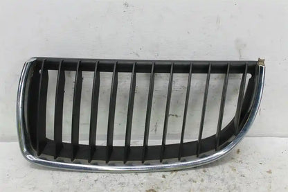 BMW, 3 Series Grille Radiator Grille (Lh Side) E90/E91 Sedan/Wagon Black/Chrome 03/05 08/08