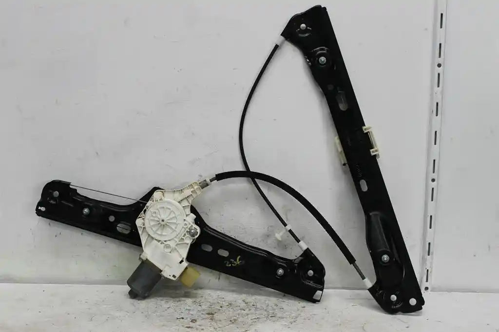 Used BMW, 3 Series Left Front Window Reg/Motor E90 Sedan 03/05 01/12 2005 – image 1 - All Good Parts