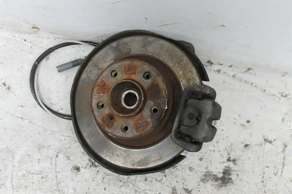 Used BMW, 3 Series Left Rear Hub Assembly E90/E91/E92/E93 320D/320I 03/05 03/13 2005 – image 1 - All Good Parts