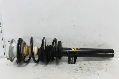 Used BMW, 3 Series Right Front Strut E90/E91 2.0 320I Petrol N46/N46B 03/05 09/07 2005 – image 1 - All Good Parts
