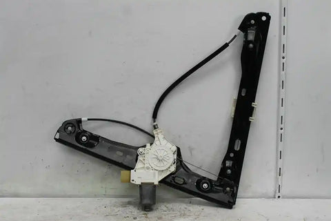 BMW, 3 Series Right Front Window Reg/Motor E90 Sedan 03/05 01/12