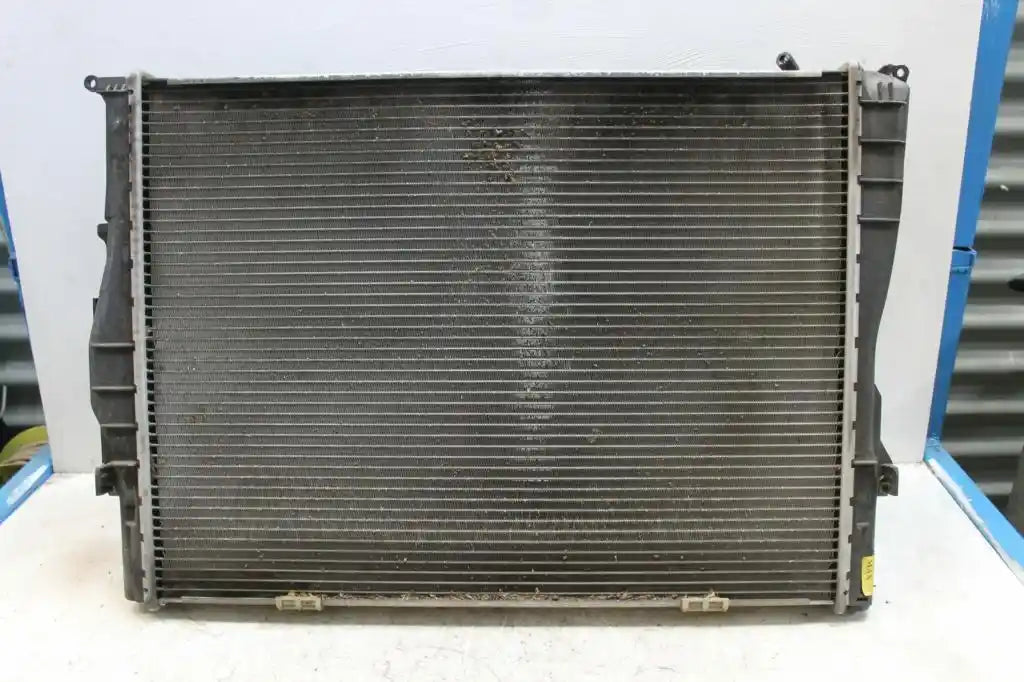 Used BMW, 3 Series Radiator Auto, 2.5, Petrol, E90, 03/05-01/12 J97714A 2006 – main images - All Good Parts