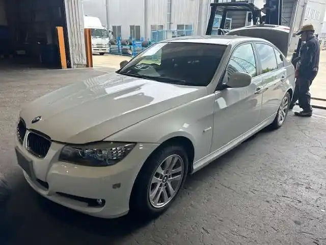 Used BMW, 3 Series Left Rear Door E90 Sedan 03/05 01/12 2008 – image 3 - All Good Parts