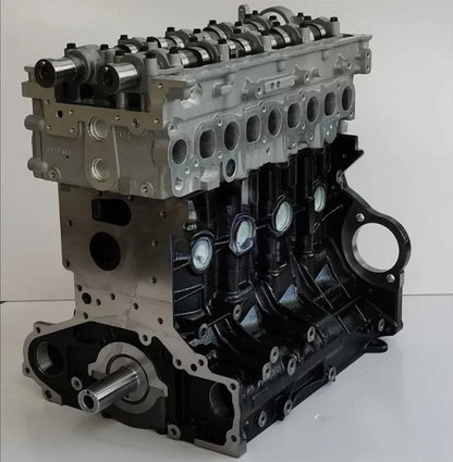 Brand New Kia, Sorento Turbo, D4CB 2.5L Turbo Diesel Engine, 2006–2009 - Angled View