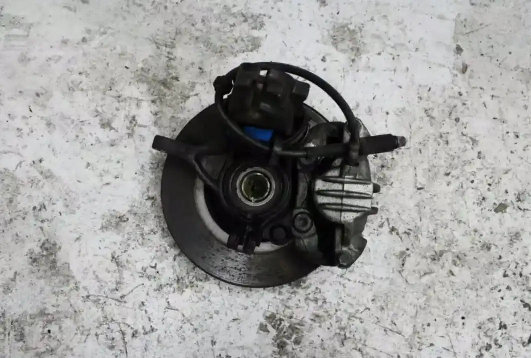 Used Citroen, DS3 Left Front Hub Assembly 09/10-12/16 1501 2014 – image 2 - All Good Parts
