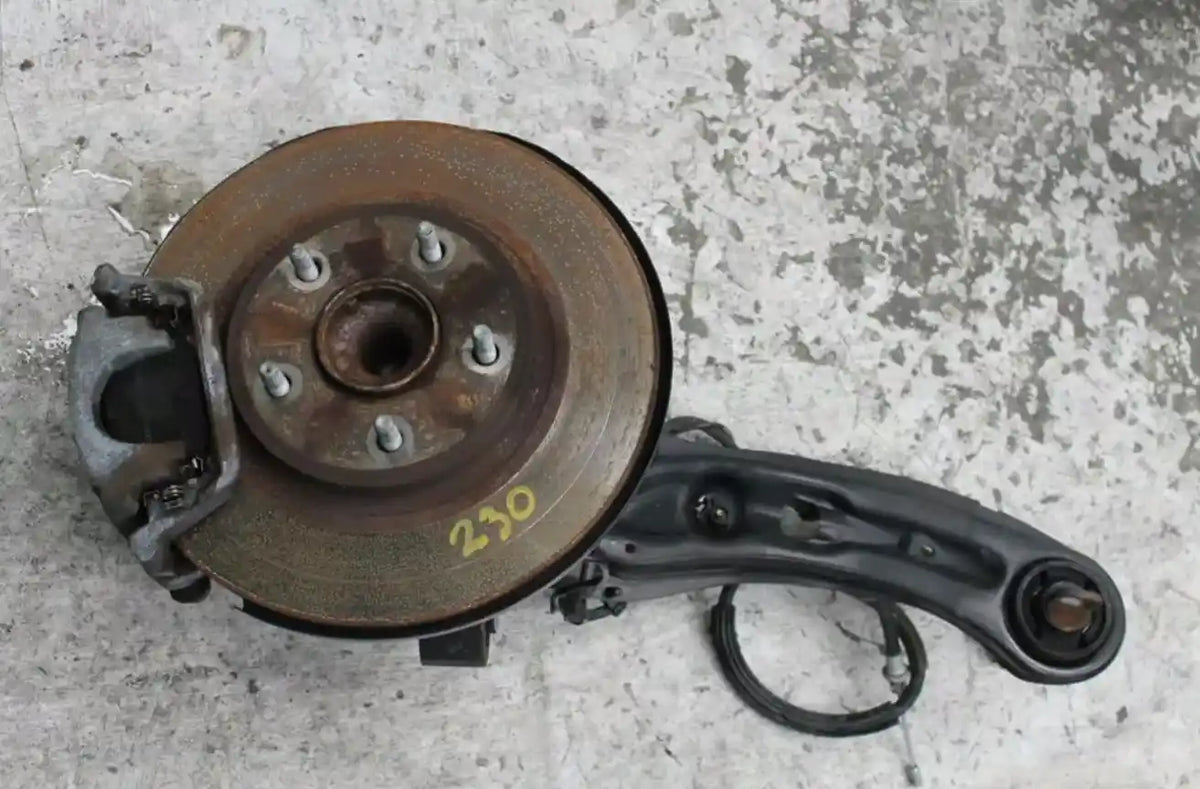 Used Dodge, Journey Left Rear Hub Assembly Petrol 3.6 Fwd Jc 07/11 12/16 2014 – image 1 - All Good Parts