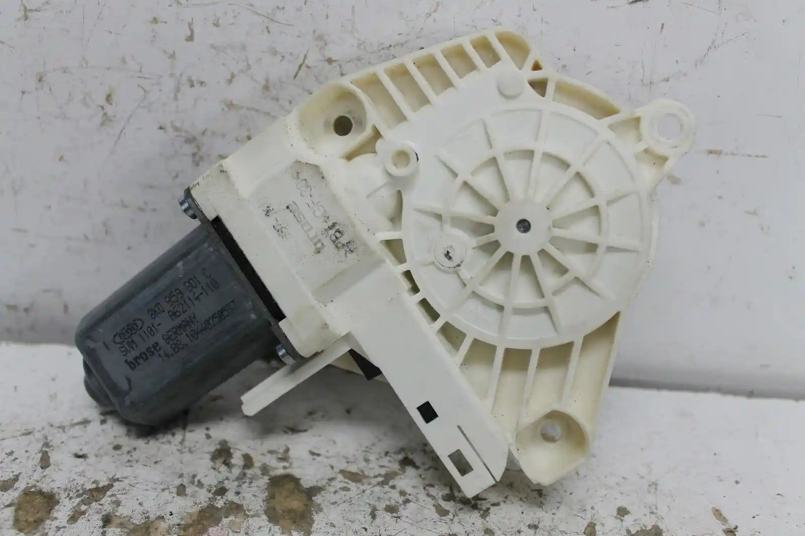 Used Audi, A1 Left Front Window Reg/Motor 8X Power 3Dr Hatch 12/10 05/13 2012 – main images - All Good Parts