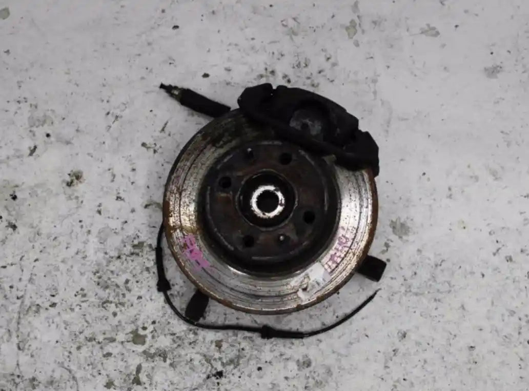 Used Fiat, 500 Left Front Hub Assembly Petrol, 1.2, 03/08- J3683 2010 – image 2 - All Good Parts