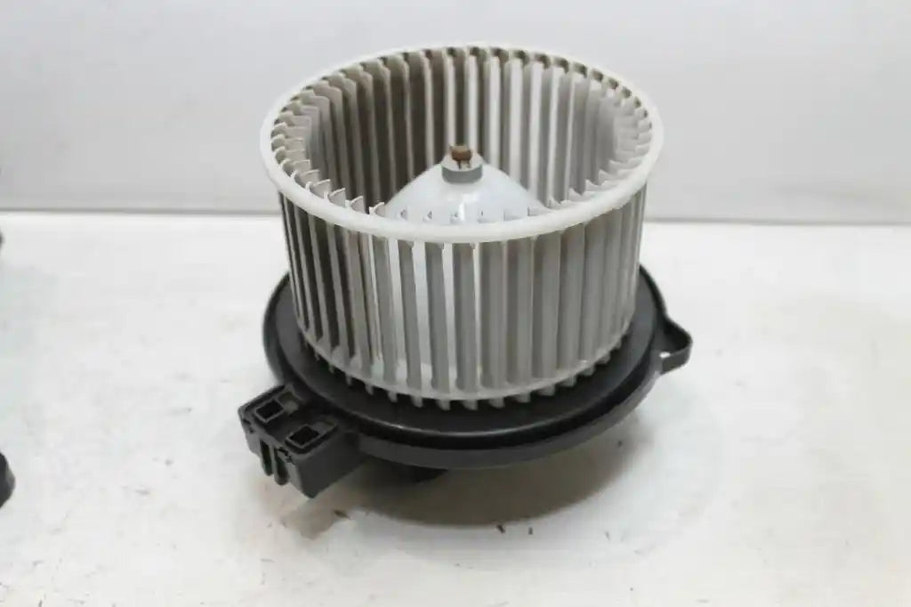 Used Ford, Fiesta Heater Fan Motor Ws-Wz, 07/08-12/19 J19820 2017 – main images - All Good Parts