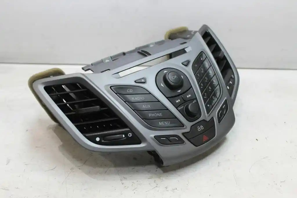 Used Ford, Fiesta Stereo/Head Unit Dash Radio Control Panel/Control Unit, Ford Audio System, Wz, 05/13-12/19 J0581 2017 – main images - All Good Parts