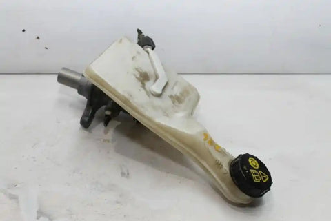 Ford, Focus Master Cylinder Lw 05/11 08/15