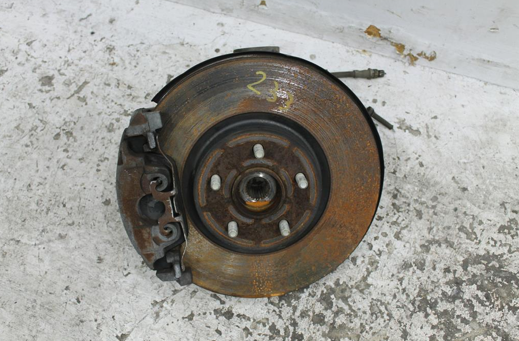 Used Ford, Kuga Left Front Hub Assembly Tf 2Wd/4Wd 11/12 09/16 2013 – image 1 - All Good Parts