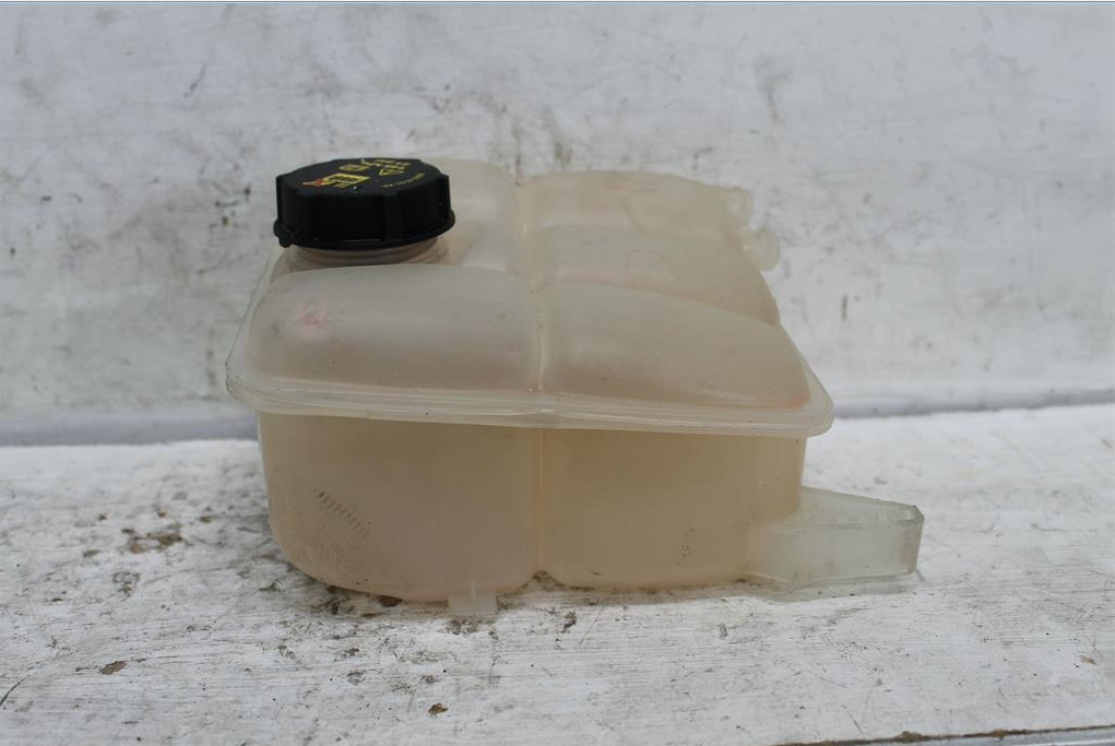Used Ford, Kuga Overflow Bottle Tf Petrol Non Turbo 11/12 10/14 2013 – image 1 - All Good Parts