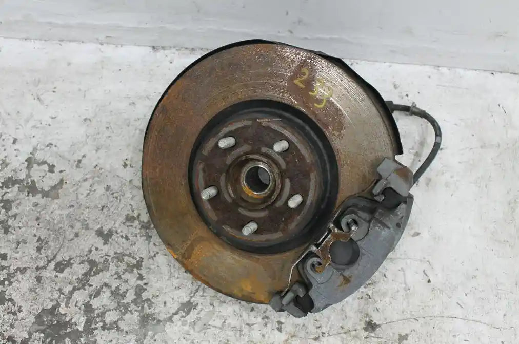 Used Ford, Kuga Right Front Hub Assembly Tf 2Wd/4Wd 11/12 09/16 2013 – image 1 - All Good Parts