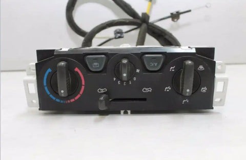 GWM, V200/V240 Heater/Ac Controls K2 07/09 01/15