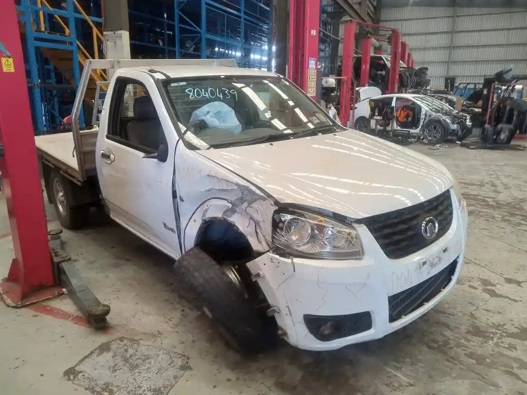 Used GWM, V200/V240 Trans/Gearbox Manual 2Wd V240 Petrol 2.4 4G69 5 Speed K2 07/09 01/15 2012 – image 3 - All Good Parts
