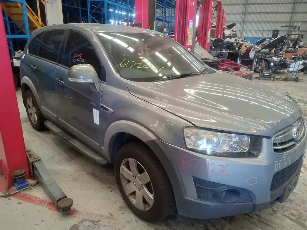 Holden, Captiva Right Front Door Cg Cx/Lx/Captiva 7 (4Th Vin = C) W/ Curtain Airbag/Sensor Type 09/06 11/13