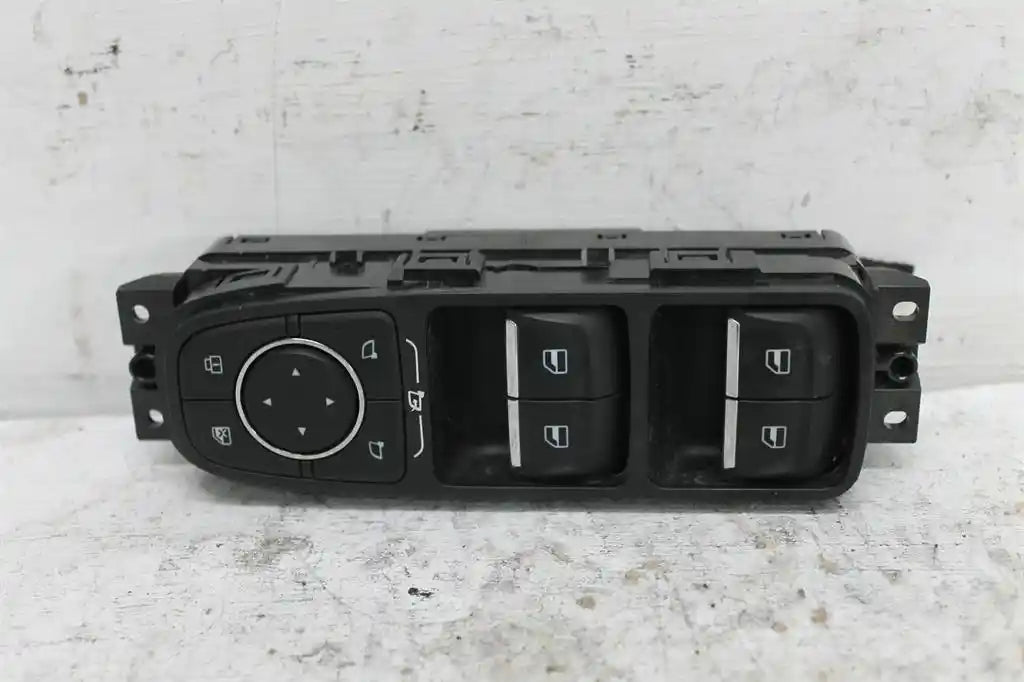 Used Haval, H6 Power Window Switch Rh Front (Master Switch) B01/B03 02/21 2022 – image 1 - All Good Parts