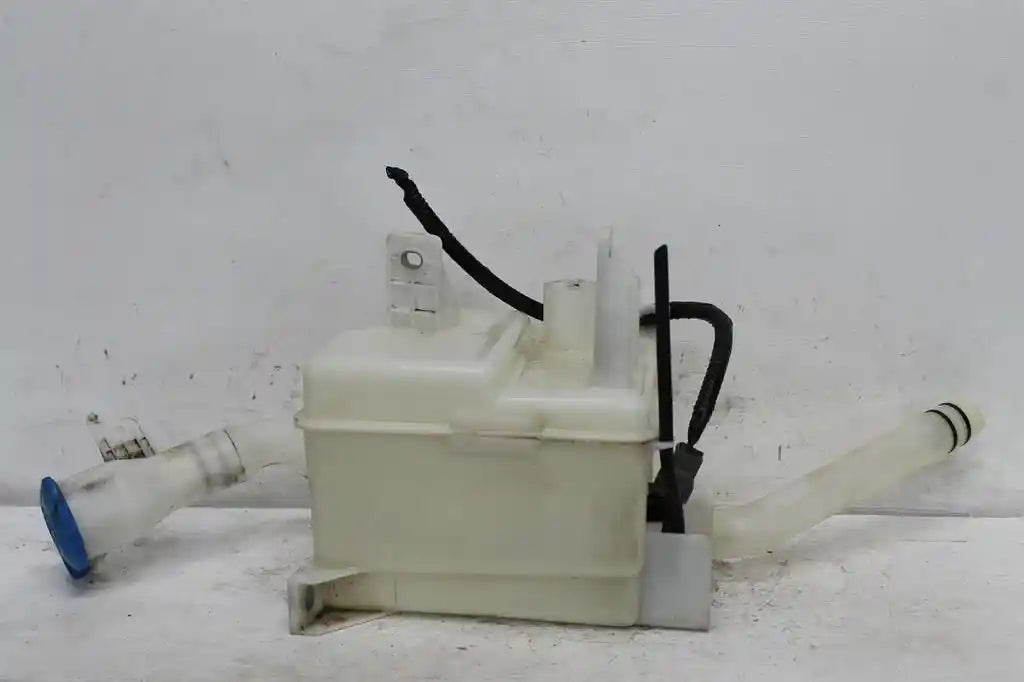 Used Haval, H6 Washer Bottle B01/B03 02/21 2022 – image 1 - All Good Parts