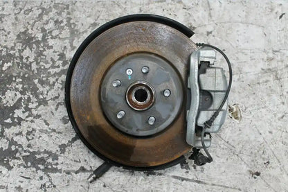 Holden, Trax Right Front Hub Assembly Tj Series 08/13 12/20