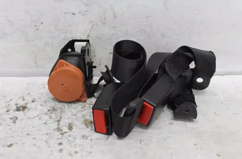 Holden, Trax Seat Belt Rh Rear Assy (Belt And Stalk) Tj Series 08/13 12/20