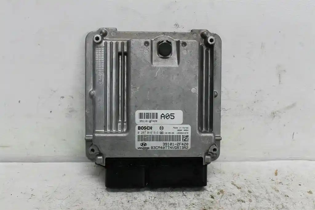 Used Hyundai, Santa Fe Ecu 2.2 Diesel W/ Keyless Entry Type Ecu Only Cm 11/09 06/12 2010 – image 1 - All Good Parts