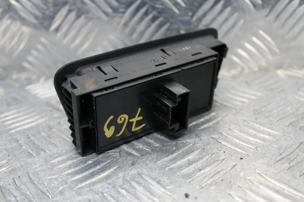 Volkswagen, Golf Power Window Switch Rh Front (Master Switch), Gen 7, 5Dr Hatch, 11/12-08/20