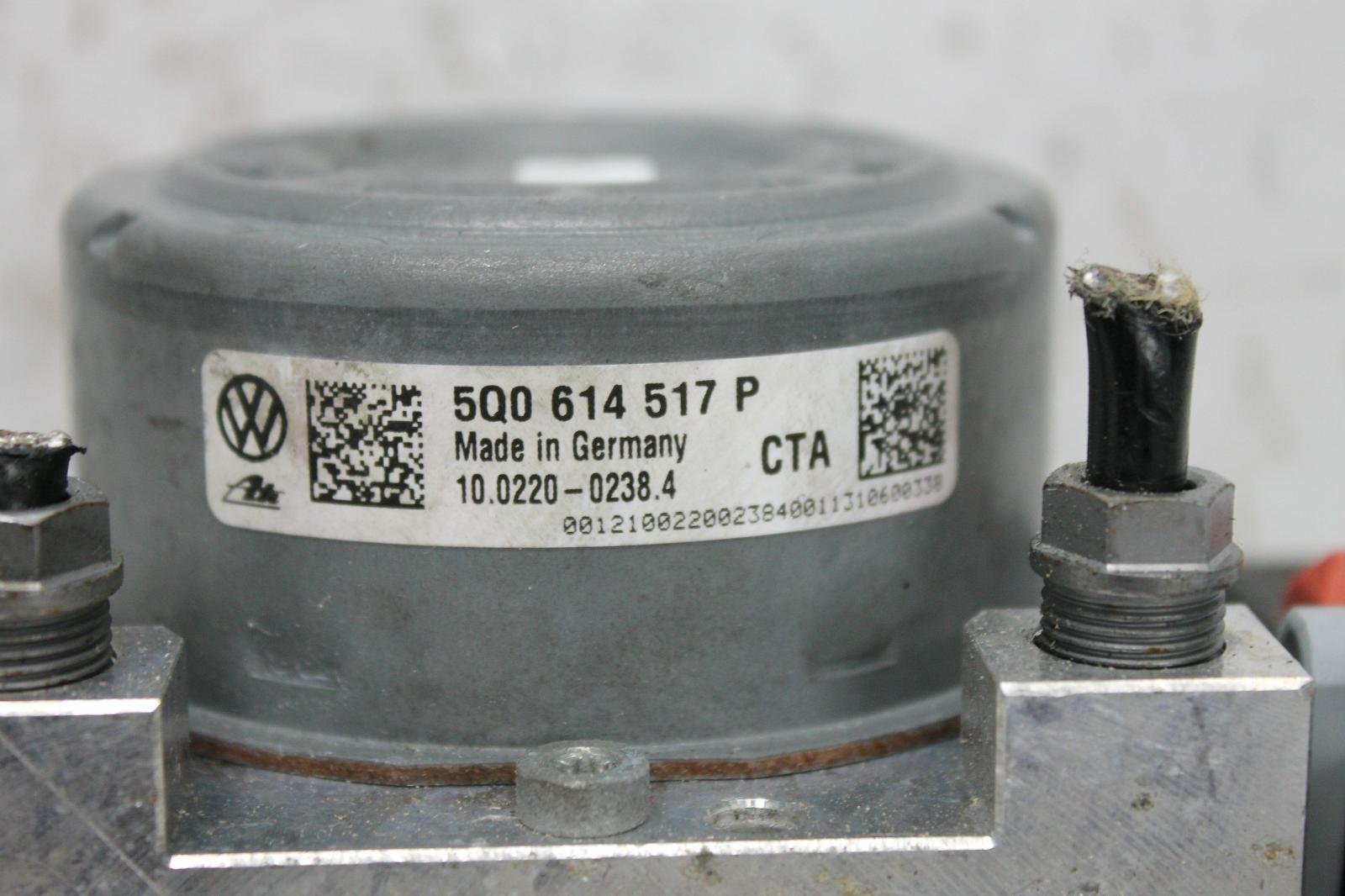 Used Volkswagen, Golf Abs Pump/Modulator Gen 7 On Motor P/N 5Q0614517P 12/12 08/20 2014 – image 2 - All Good Parts