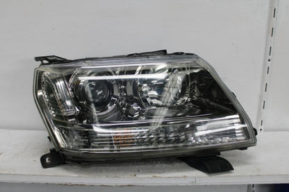 Used Suzuki, Vitara, Right Headlamp Grand Vitara, Jb-Jt, 5Dr, Halogen, W/ Auto Levelling Type, 04/05-07/12 2007 – main images - All Good Parts