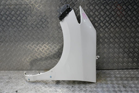 Toyota, Estima Left Guard Xr50, Aeras, W/ Mould Type, 08-19 (Import)