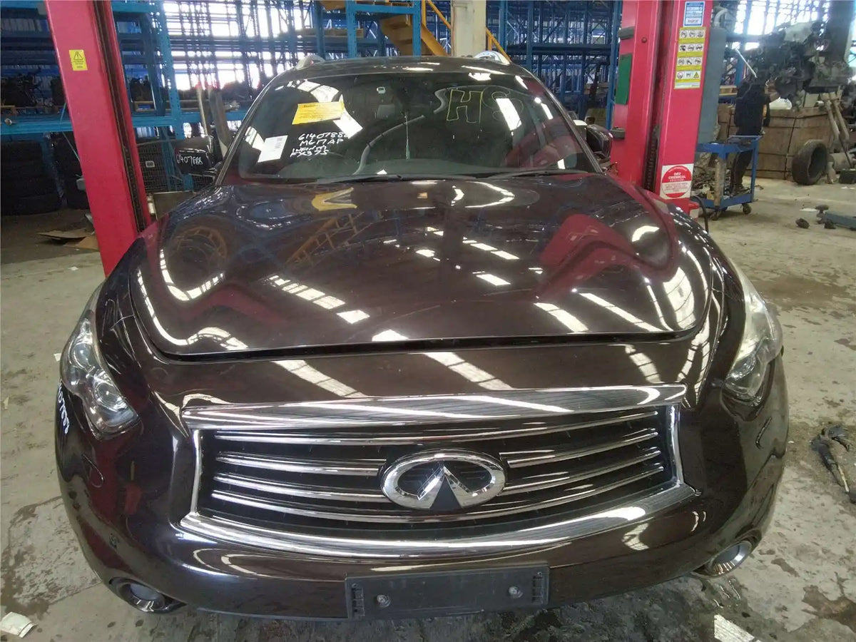 Used Infiniti FX37 2013 – image 1 - All Good Parts