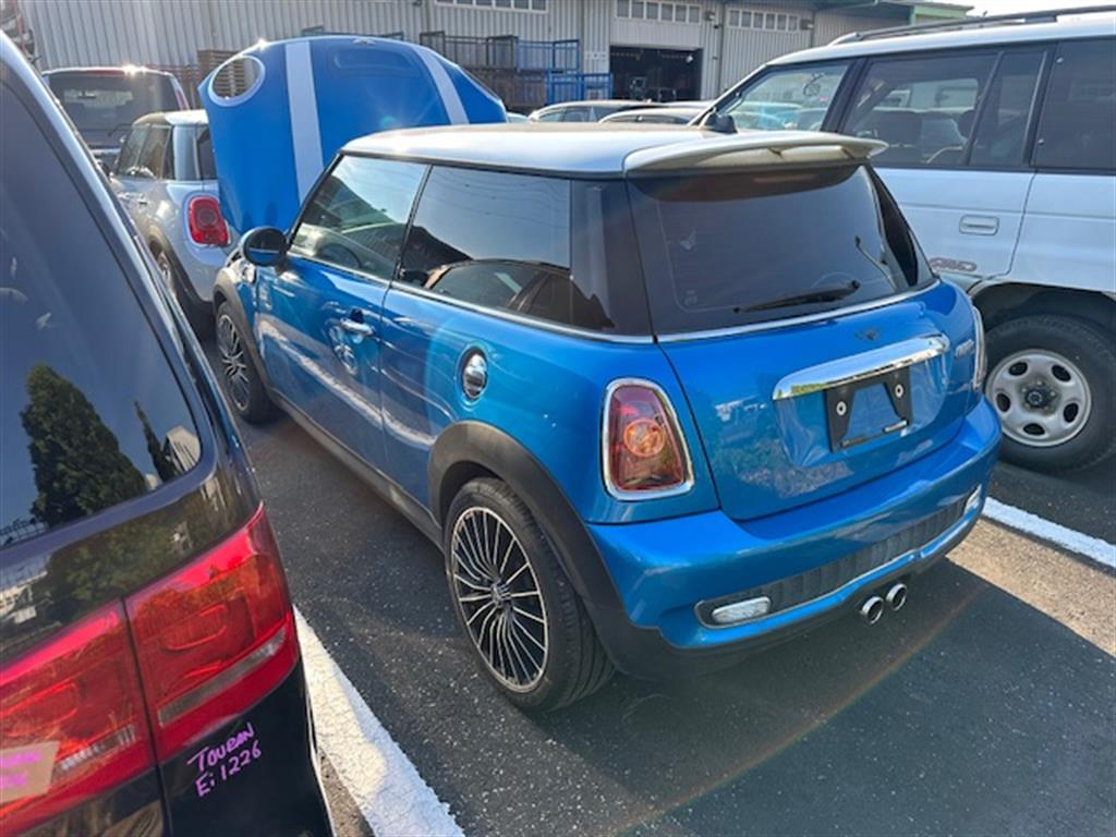 Used MINI, Cooper Rear Bumper R56 Cooper S/John Cooper Works, 03/07 09/10 2007 – image 5 - All Good Parts
