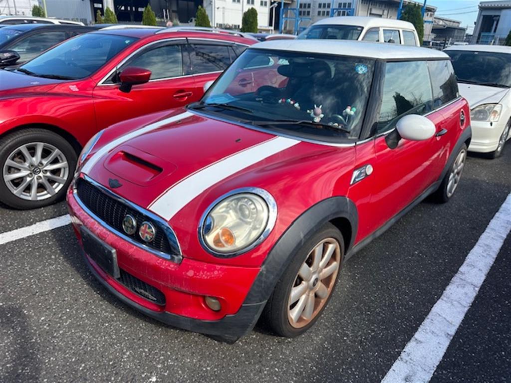 MINI, Cooper Left Guard Liner R55/R56/R57 03/07-12/15