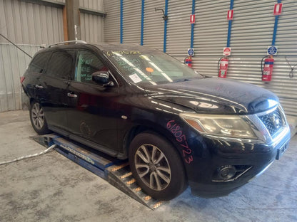 Used Nissan Pathfinder 2013 – image 2 - All Good Parts