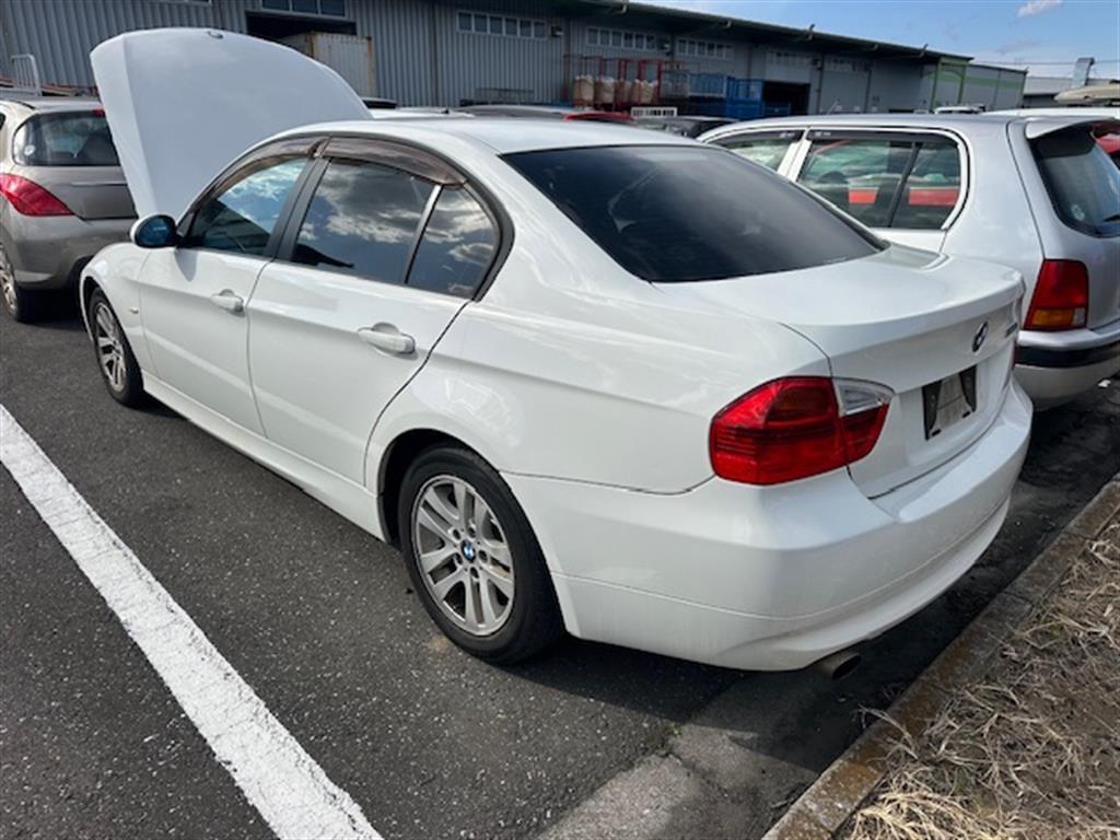 Used Bmw, 3 Series Left Guard E90/E91, Sedan/Wagon, Std Type, 03/05-04/12 2005 – image 3 - All Good Parts