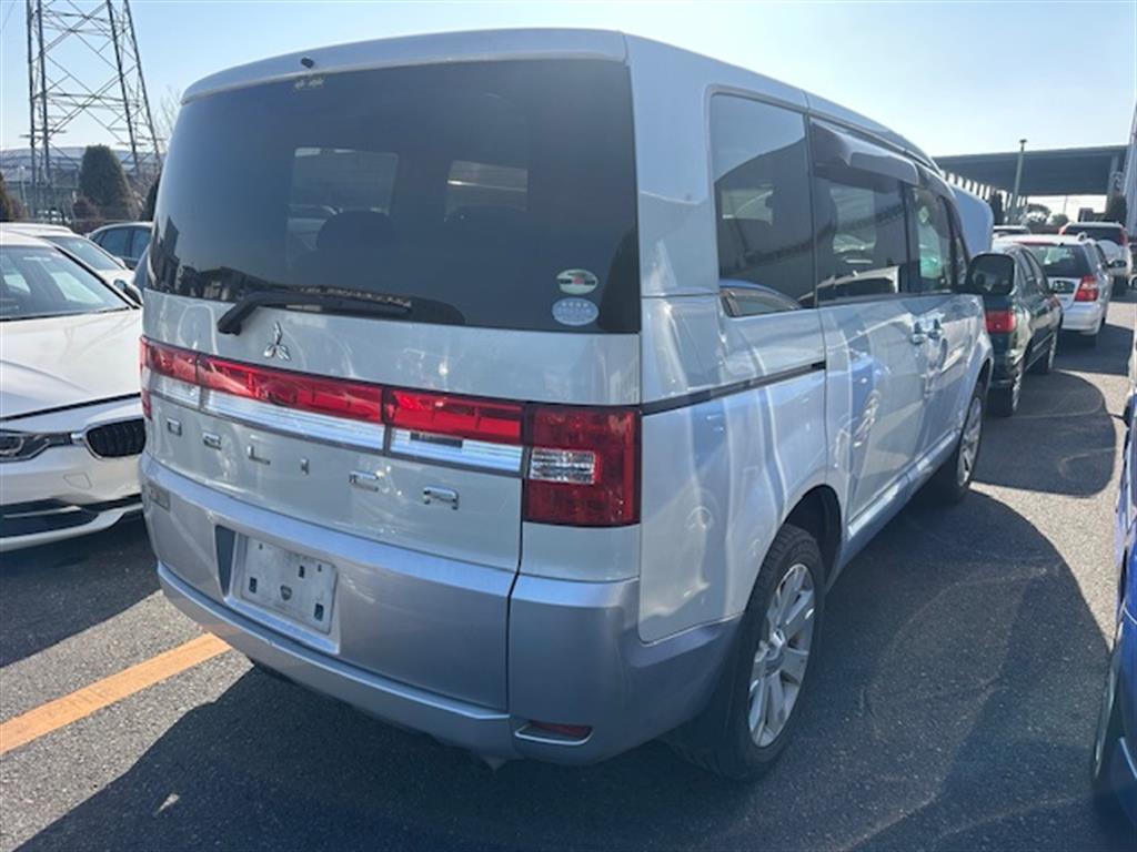 Mitsubishi, Delica Bootlid/Tailgate 5Th Gen 07- (Import)