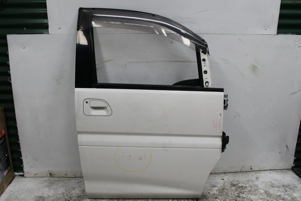 Used Mitsubishi, Delica Right Front Door Wa Walk Thru, L400, 10/94 11/05 2001 – main images - All Good Parts
