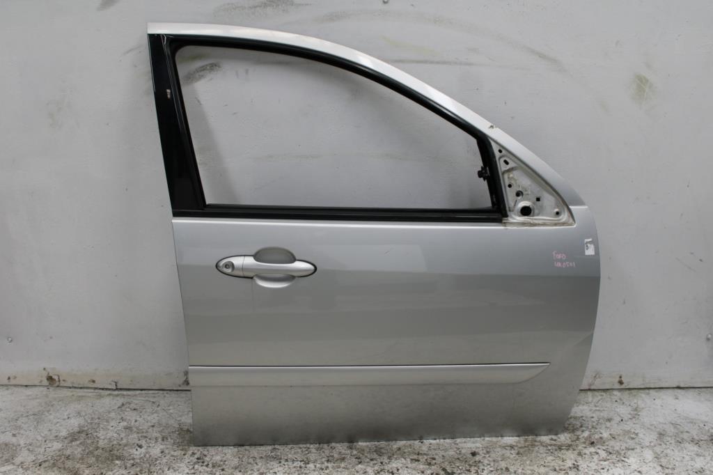 Used Ford, Focus Right Front Door Lr Sedan/Hatch, 01/01 06/05 2002 – main images - All Good Parts