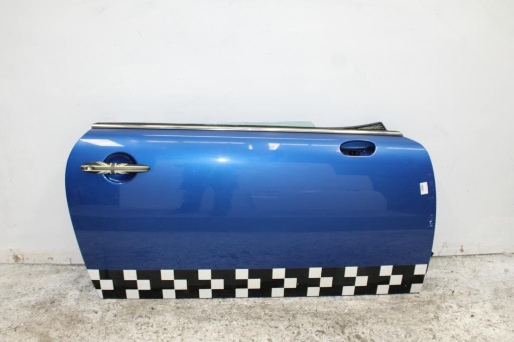 Used MINI, Cooper Right Front Door R50/R52/R53 3Dr Hatch/Cabrio, 04/01 06/08 2005 – main images - All Good Parts
