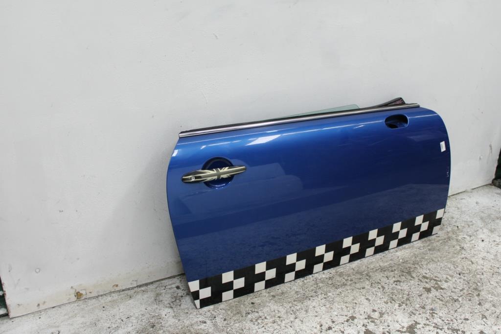 Used MINI, Cooper Right Front Door R50/R52/R53 3Dr Hatch/Cabrio, 04/01 06/08 2005 – image 2 - All Good Parts