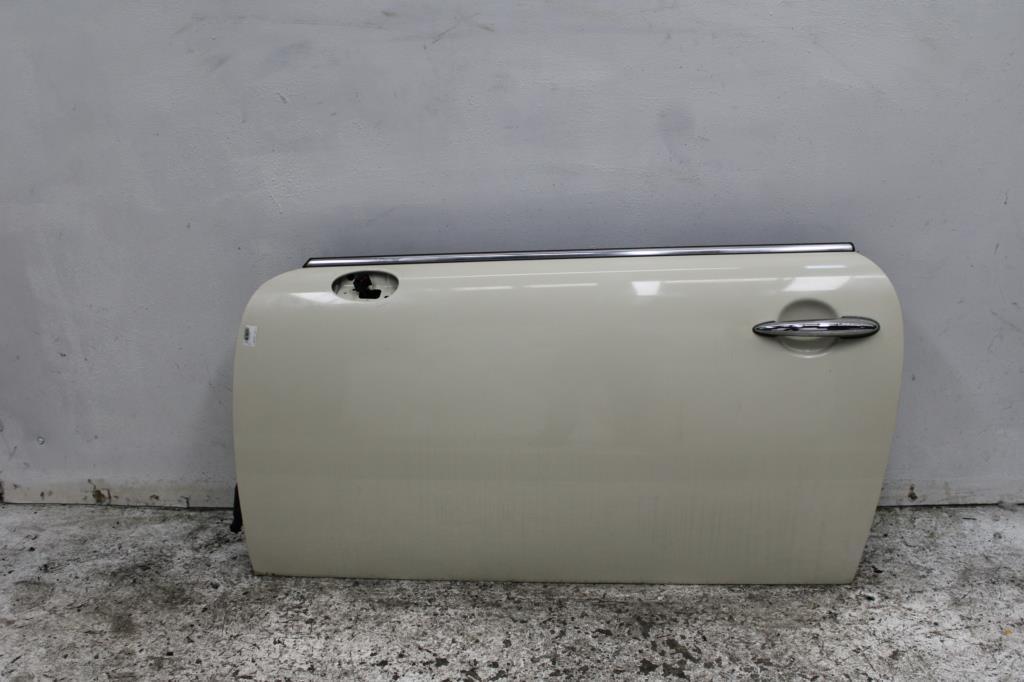 Used MINI, Cooper Left Front Door R55/R56/R57 Wagon/3Dr Hatch/Cabrio, 03/07 05/14 2010 – main images - All Good Parts