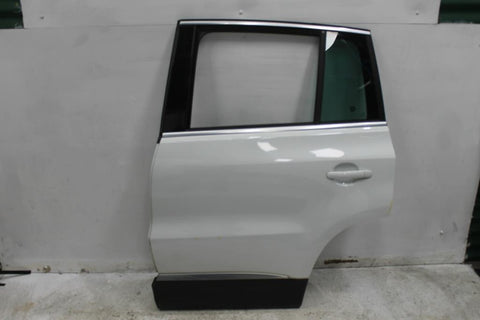 Volkswagen, Tiguan Left Rear Door 5N 05/08 08/16