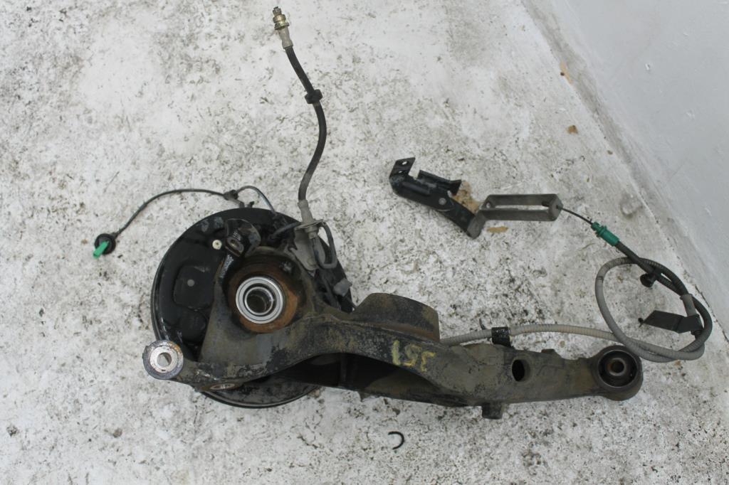 Used Mazda, Tribute Left Rear Hub Assembly Yu Series 02/01 06/06 2004 – image 2 - All Good Parts