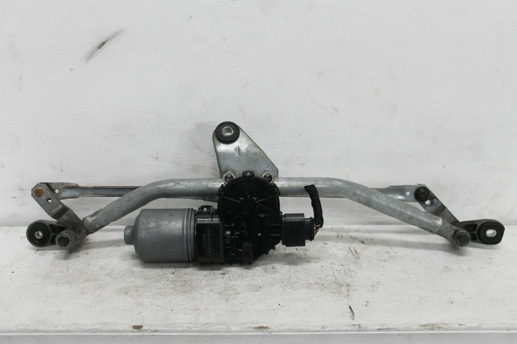 Used Fiat, Freemont Wiper Motor Front Jf, 04/13 01/17 2014 – main images - All Good Parts