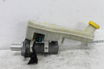 Used Fiat, Freemont Master Cylinder Jf 04/13 01/17 2014 – image 2 - All Good Parts