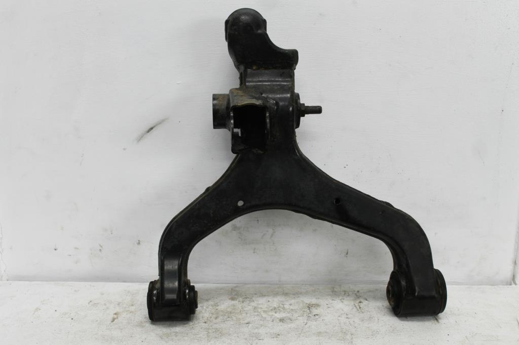 Used Ssangyong, Actyon Left Front Lower Control Arm 05/12 01/17 2014 – image 2 - All Good Parts