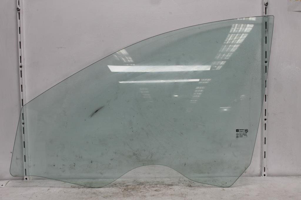 Used Holden, Cruze Left Front Door Window Jg-Jh 03/09 01/17 2014 – main images - All Good Parts