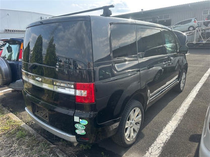 Used Mitsubishi, Delica, Bonnet 5Th Gen 07- (Import) 2009 – image 3 - All Good Parts