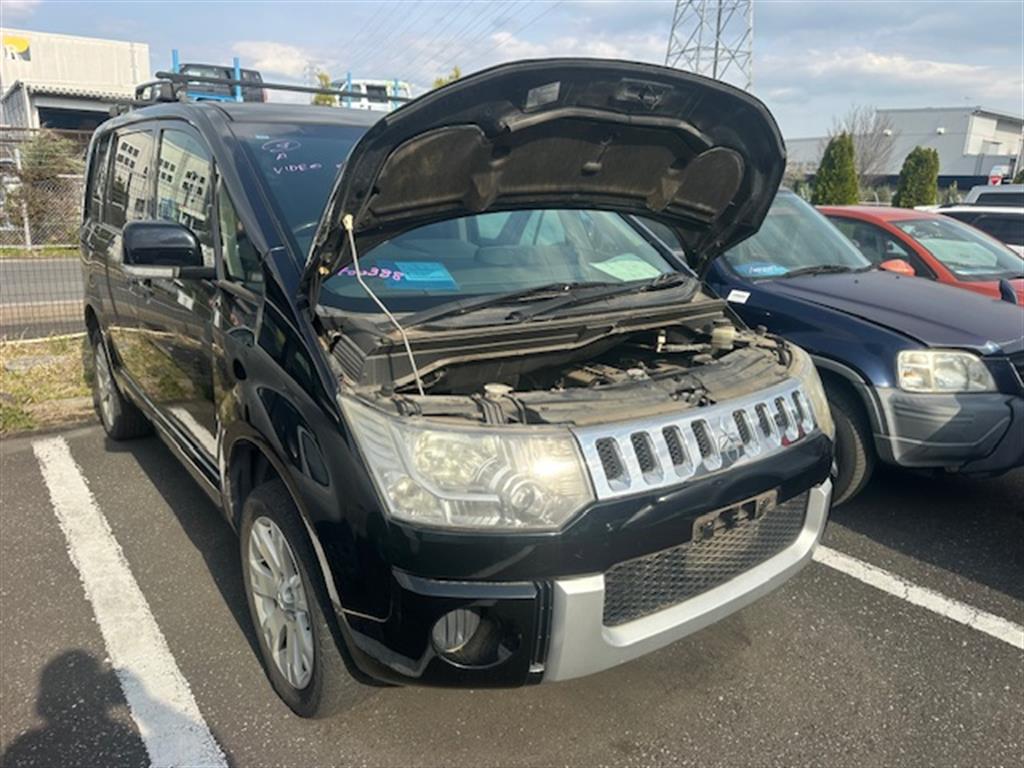 Mitsubishi, Delica, Right Headlamp 5Th Gen 07- (Import)